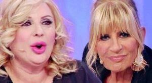 Tina Cipollari, Gemma non indossa l'intimo e ha profili falsi