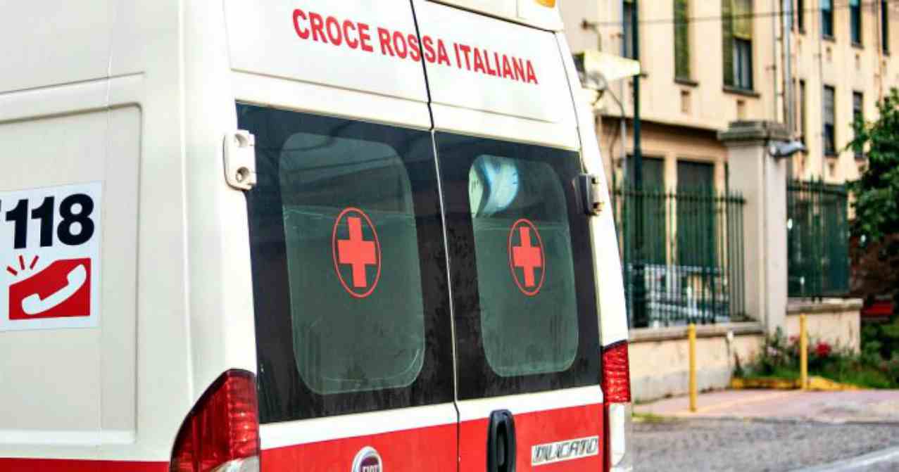 Travolto e ucciso da un'auto