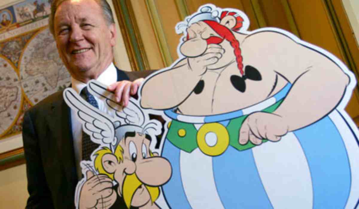 Addio ad Albert Uderzo, chi era il disegnatore di Asterix che ha incantato il mondo