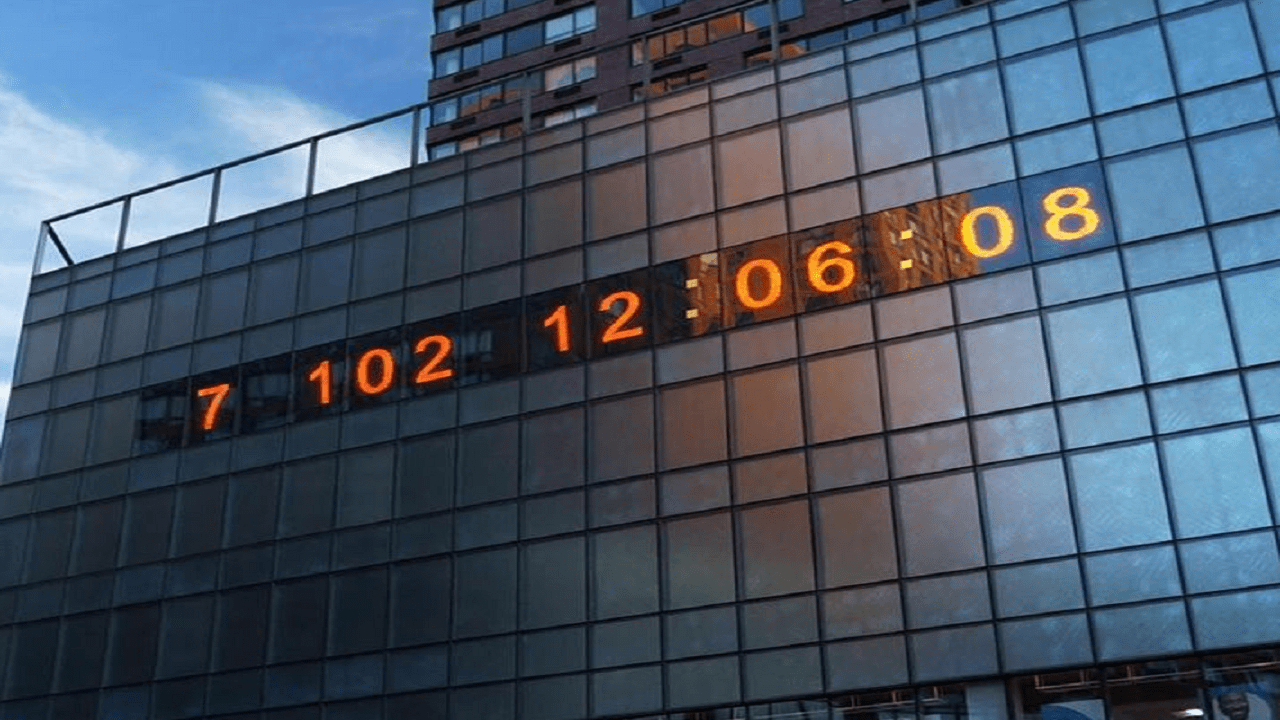 Climate clock di New York solo 7 anni per proteggerci dall'apocalisse