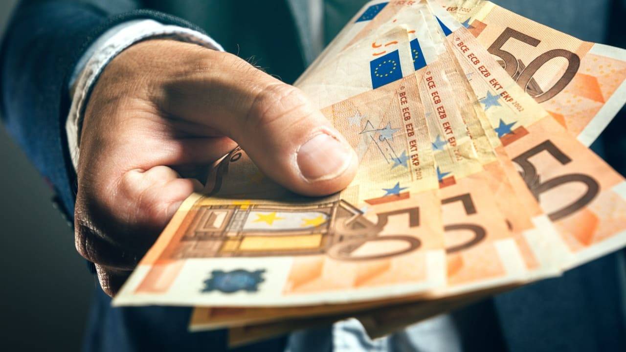 Pensioni dicembre 2020, pagamenti in anticipo e tredicesima