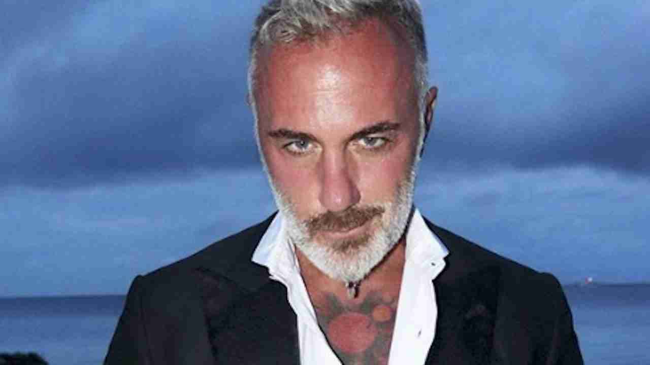 Gianluca Vacchi, accusato di violenze: si è difeso in modo molto strano