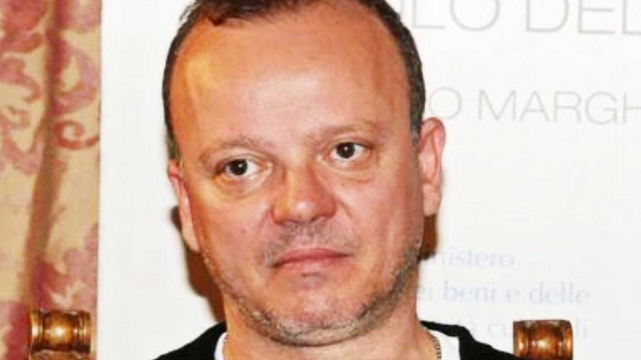 gigi d'alessio troppo magro il gesto della mamma