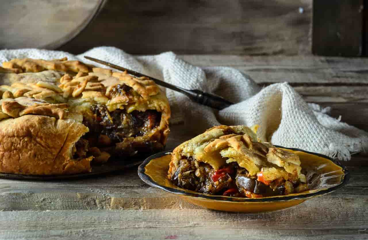 Focaccia ripiena di melanzane