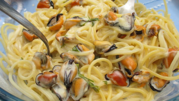 Piatto di spaghetti alle cozze